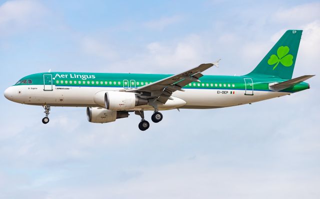 Airbus A320 (EI-DEP)