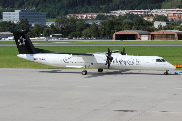 de Havilland Dash 8-400 (OE-LGQ)