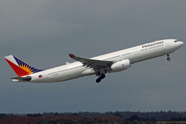 Airbus A330-300 (RP-C8786)