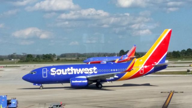 Boeing 737-700 (N912WN)