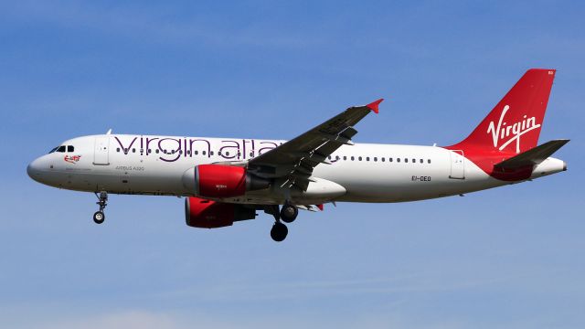 Airbus A320 (EI-DEO) - former Aer Lingus A320