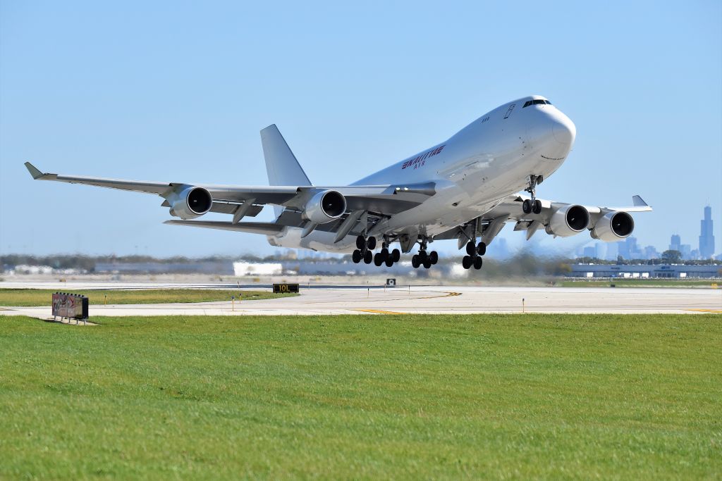 Boeing 747-400 (N716CK) - Departing 28-R on 10-12-19