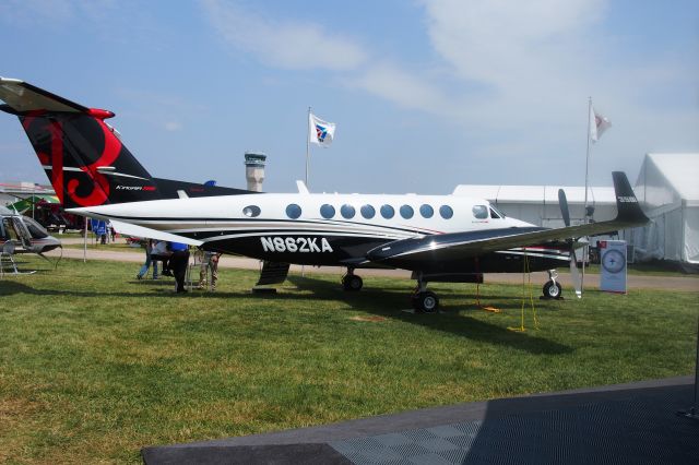 Beechcraft Super King Air 200 (N862KA)