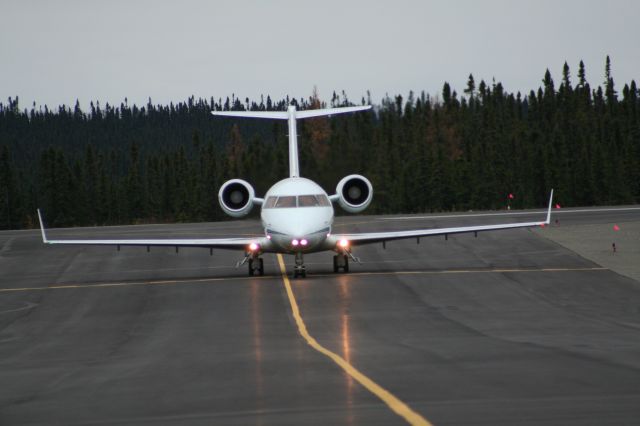 Canadair Challenger (C-FURG)