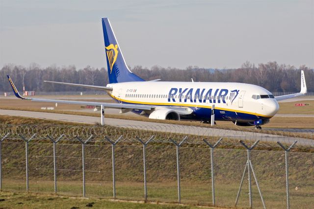 Boeing 737-800 (EI-FOO)