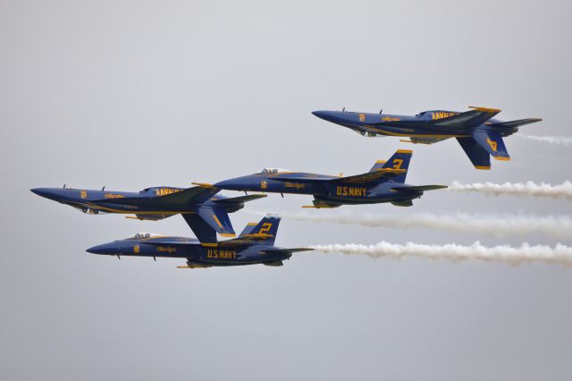 McDonnell Douglas FA-18 Hornet — - The Blue Angles execute the Double Farvel. California Capital Airshow - 03/22/2025