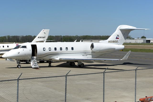 Bombardier Challenger 300 (N518GS) - George, here for a concert, April 2013. Since then, he's upgraded to a G450.