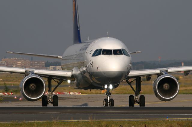 Airbus A320 (D-AIUO)