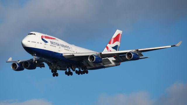 Boeing 747-200 (G-CIVR) - Boeing 747-400