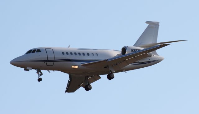 Dassault Falcon 2000 (N323EG)