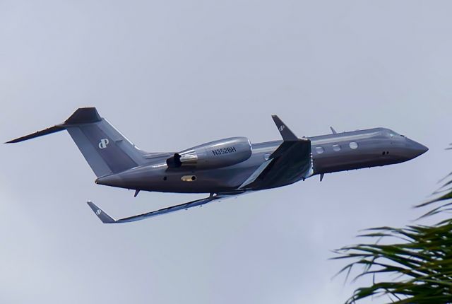 Gulfstream Aerospace Gulfstream IV (N352BH)