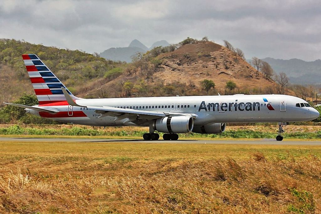 Boeing 757-200 (N191AN)