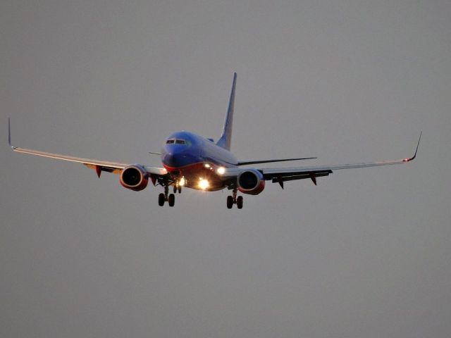 Boeing 737-700 (N422WN)