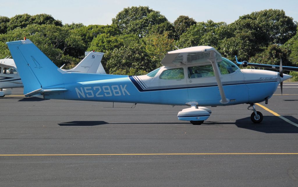 Cessna Skyhawk (N5298K)