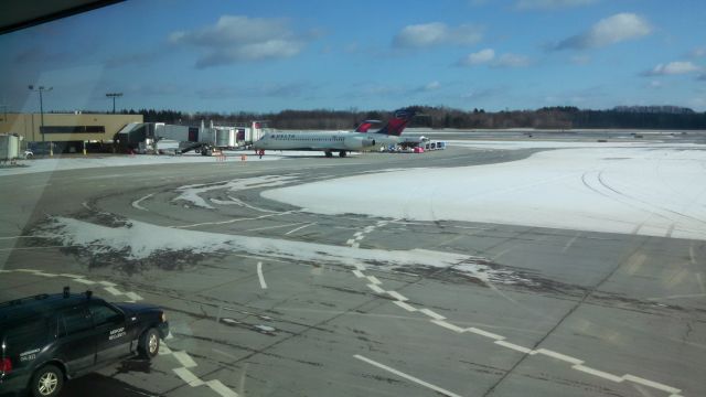 Boeing 717-200 (N933AT)