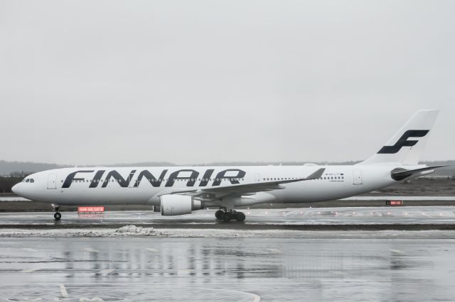 Airbus A330-300 (OH-LTT) - A330-302E(OH-LTT) Taxiing