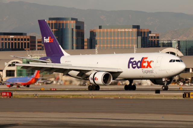 Airbus A300F4-600 (N687FE) - JWA's only widebody flight, a FedEx A300F4-600R, arrives from Los Angeles.