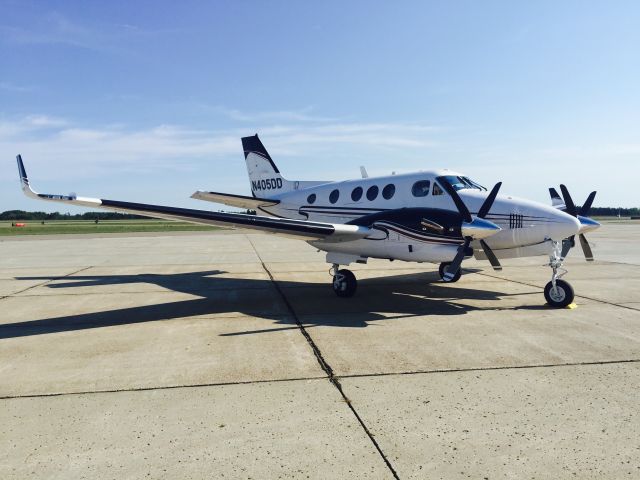 Beechcraft King Air 90 (N405DD)