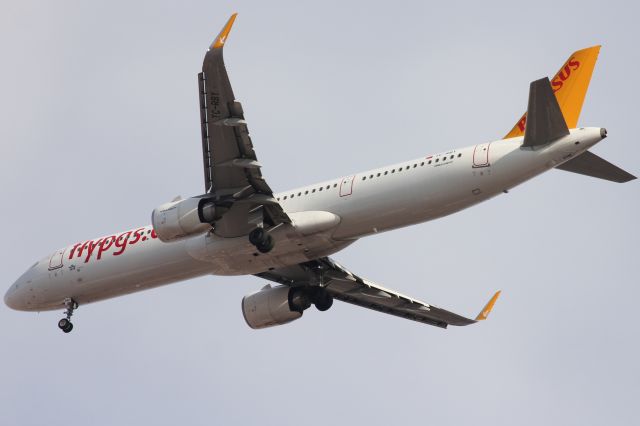 Airbus A321neo (TC-RBY)