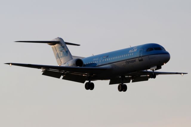 Fokker 70 (PH-KZL)