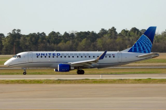 Embraer 175 (N85369)