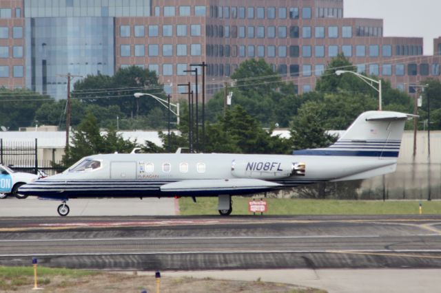 Learjet 25 (N108FL) - 01JUN23. 