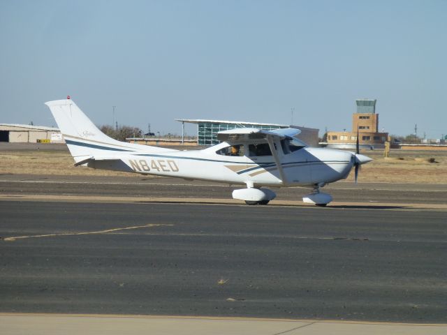 Cessna Skylane (N84ED)