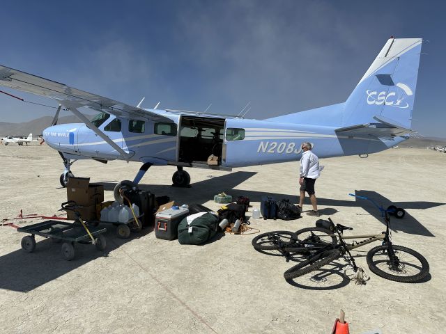 Cessna Caravan (N208JP) - JP unloading at Burning Man 2023