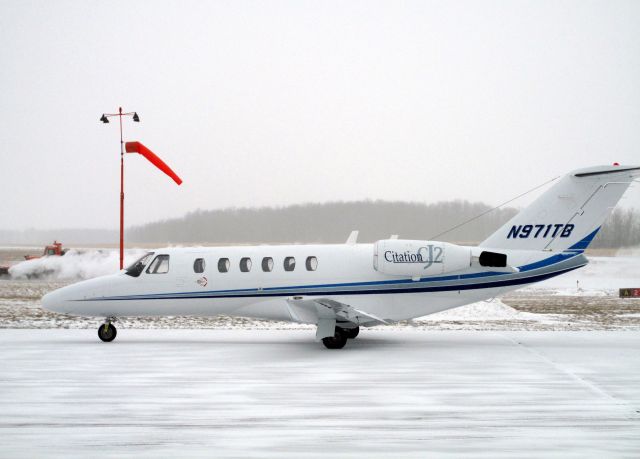 Cessna Citation CJ2+ (N971TB) - One of RELIANT AIRs CJ2s. RELIANT AIR has the lowest fuel price on the Danbury (KDXR) airport.