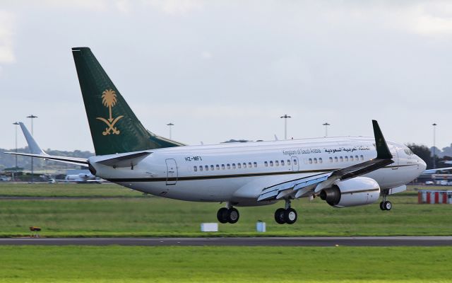 Boeing 737-700 (HZ-MF1) - saudi ministry of finance b737-7 bbj hz-mf1 about to land at shannon 18/9/16.