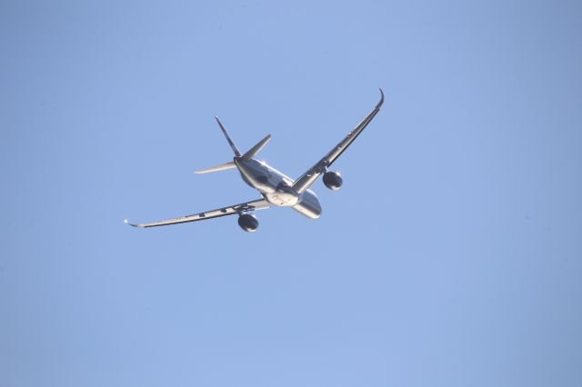 Airbus A350-1000 (G-XWBD)