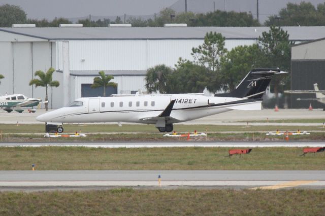 Learjet 45 (N412ET) - N412ET taxis at Sarasota-Bradenton International Airport