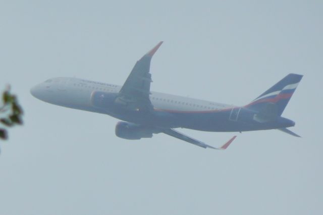 Airbus A320 (RA-73170)