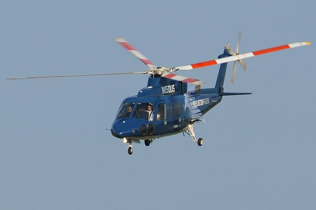 Sikorsky S-76 (N150US)