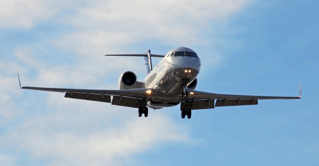 Canadair Regional Jet CRJ-200 (N976SW)