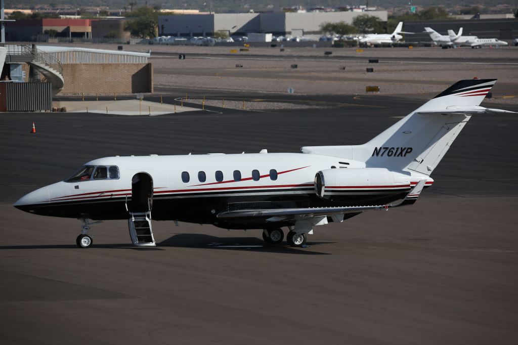 Hawker 800 (N761XP)