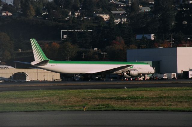 McDonnell Douglas DC-8-70 (N826BX) - KBFI - BAX Global on the freighter ramp at Boeing Field-Seattle. Originally Delv new to United Airlines in Oct 1968 - and flew many years w/UAL, Burlington Air Express in 1993 and final with ATI International w/same reg, CN: 45998 LN: 399.