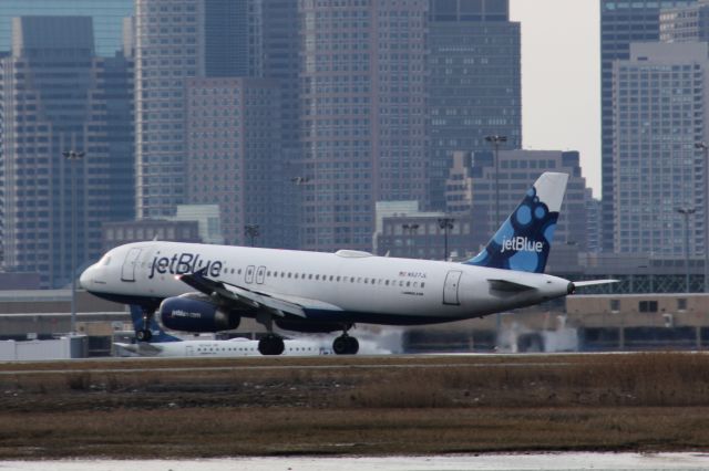 Airbus A320 (N527JL)