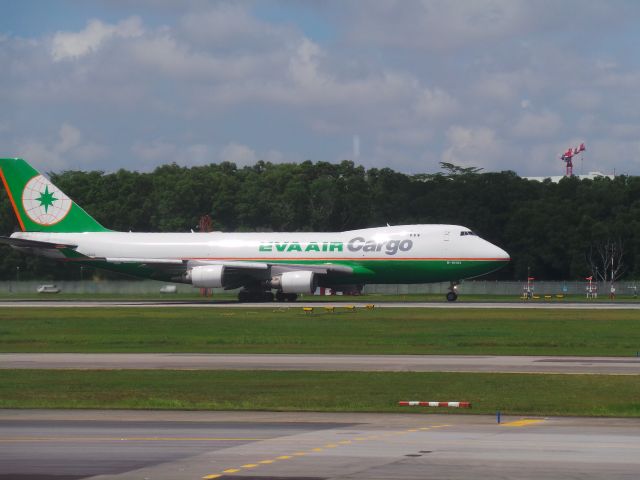 Boeing 747-200 (B-16483) - Taxi to gate after landing in Singapore