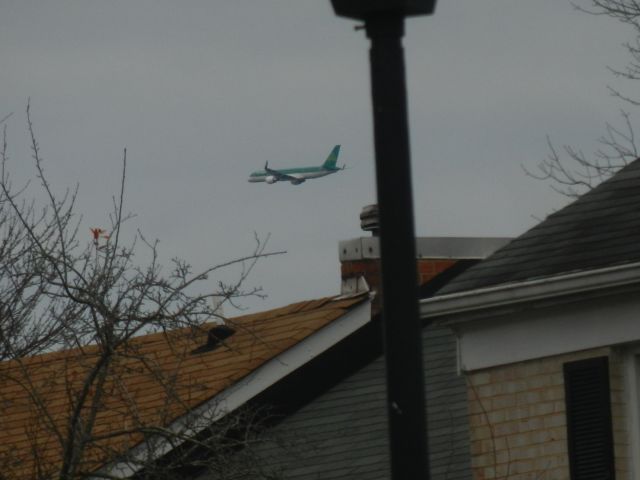 Boeing 757-200 (EI-LBS) - An Aer Lingus Boeing B757-200 Approaches Dulles Int Airport, My Neighborhood Is Under Dulles Paths