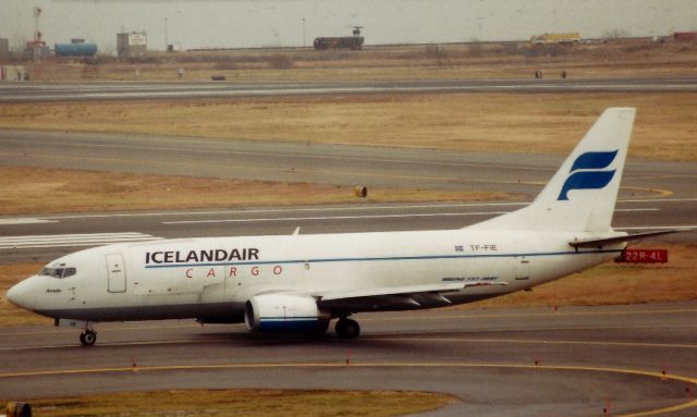 BOEING 737-300 (TF-FIE) - From 11/29/1998