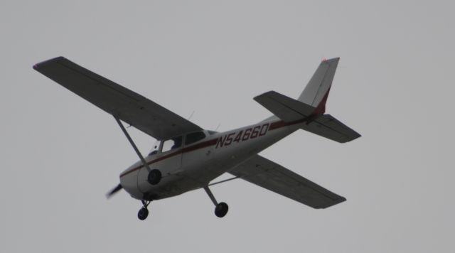 Cessna Skyhawk (N5466D)