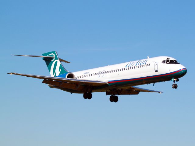 Boeing 717-200 (N933AT)