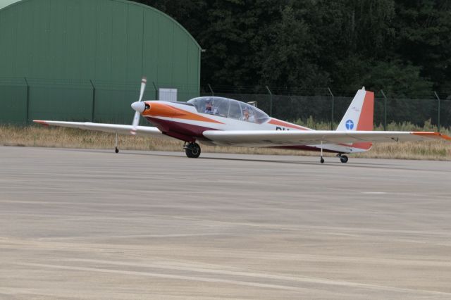 — — - Fournier RF5b (PH-912)