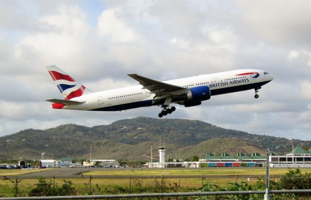 Boeing 777-200 (G-VIIO)