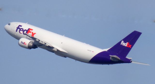 Airbus A300F4-600 (N659FE)