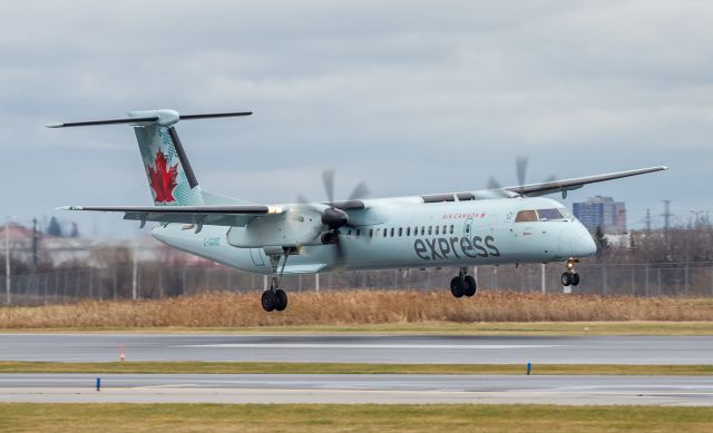 de Havilland Dash 8-400 (C-GGND)