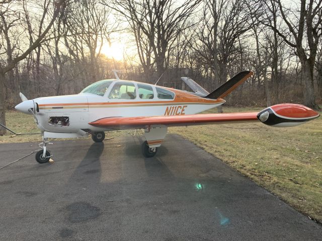 Beechcraft 35 Bonanza (N11CE)