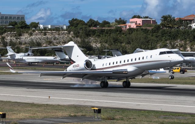Bombardier Global 5000 (N126QS)