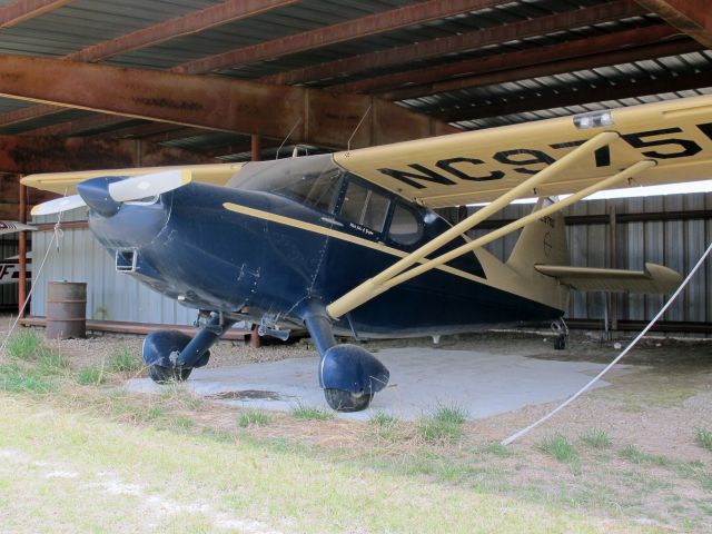 NC975D — - A 1947 model Stinson.